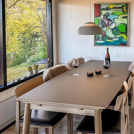 Nice In With Kitchen
